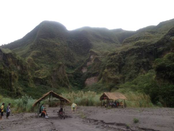 This is where people rest after reaching Lake Pinatubo.