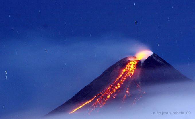 Lava flow in 2009. Photo courtesy: Niño Orbeta