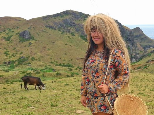 Trying out the vakul for women