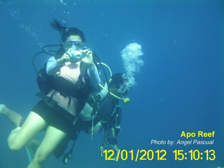 Subselfie_Going Places, Falling In Love_Che Gurrobat_Backpacking Pilipinas_Apo Reef