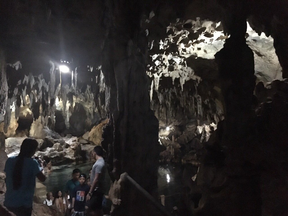Hinagdanan Cave.