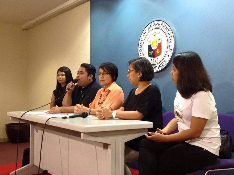 Noong Pebrero 2015, naghain ng resolusyon sa Kongreso si Party-list Rep. Emmi de Jesus at Rep. Luz Ilagan of Gabriela Women’s Party,  kasama si Rep. Kit Belmonte of Quezon City (6th District) para imbestigahan ang contractualization at umano'y unfair labor practice sa mga TV network. Kuha ng Buhay Media