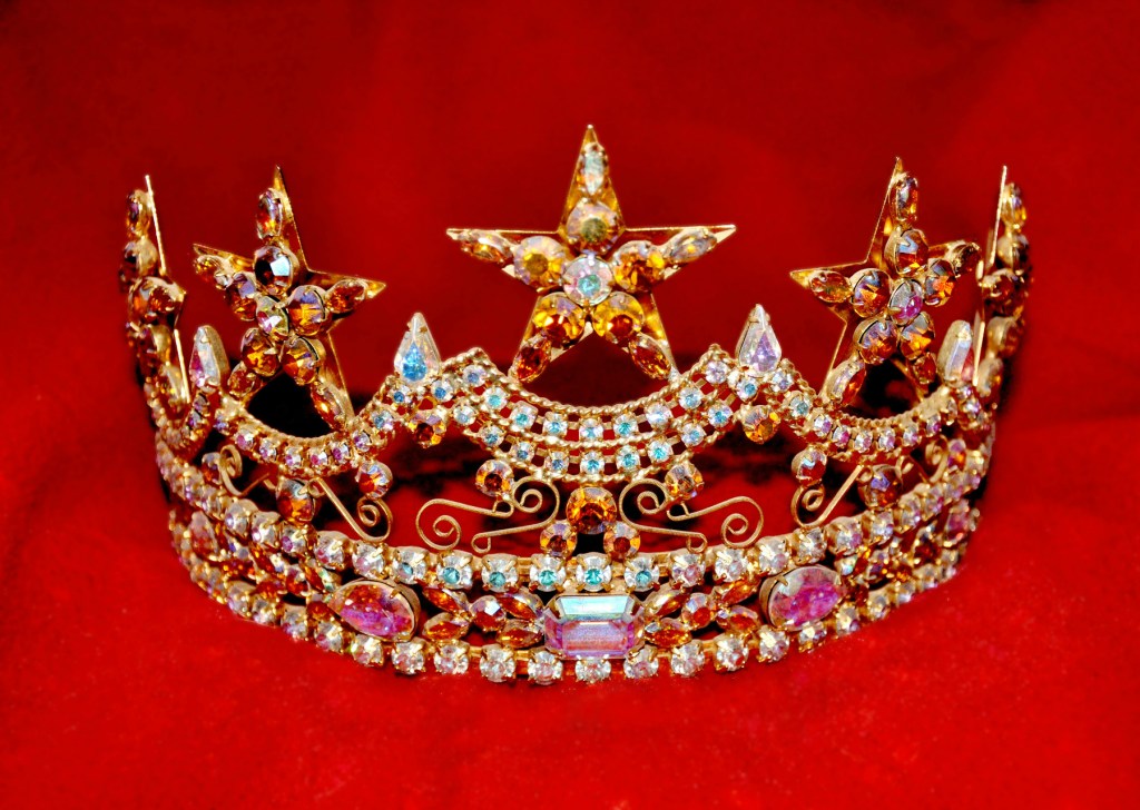 Q & A: The Psychology of Beauty Queen&nbsp;Blunders