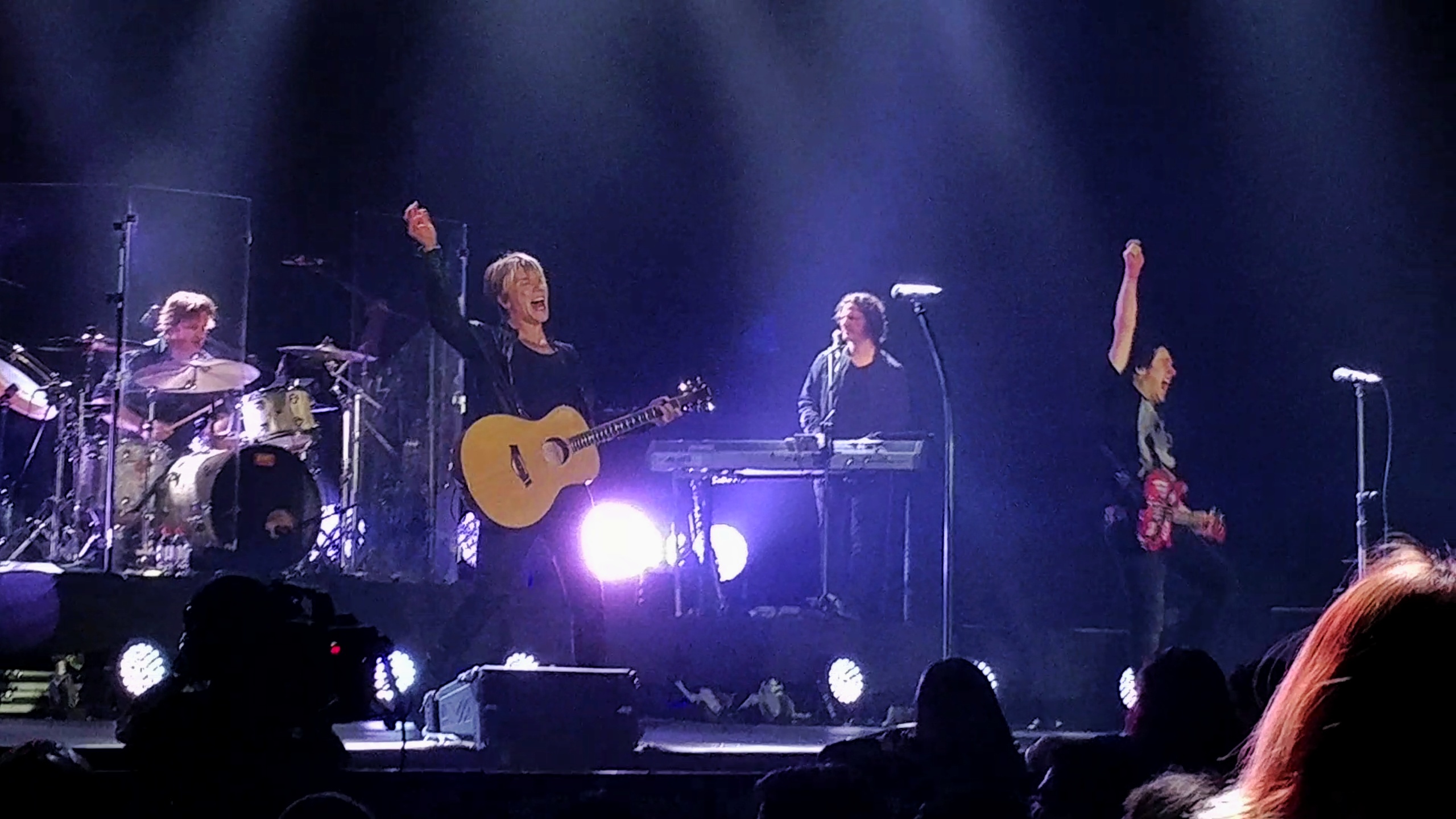 subselfie-going-gaga-over-the-goo-goo-dolls-dawnavie-dadis-78