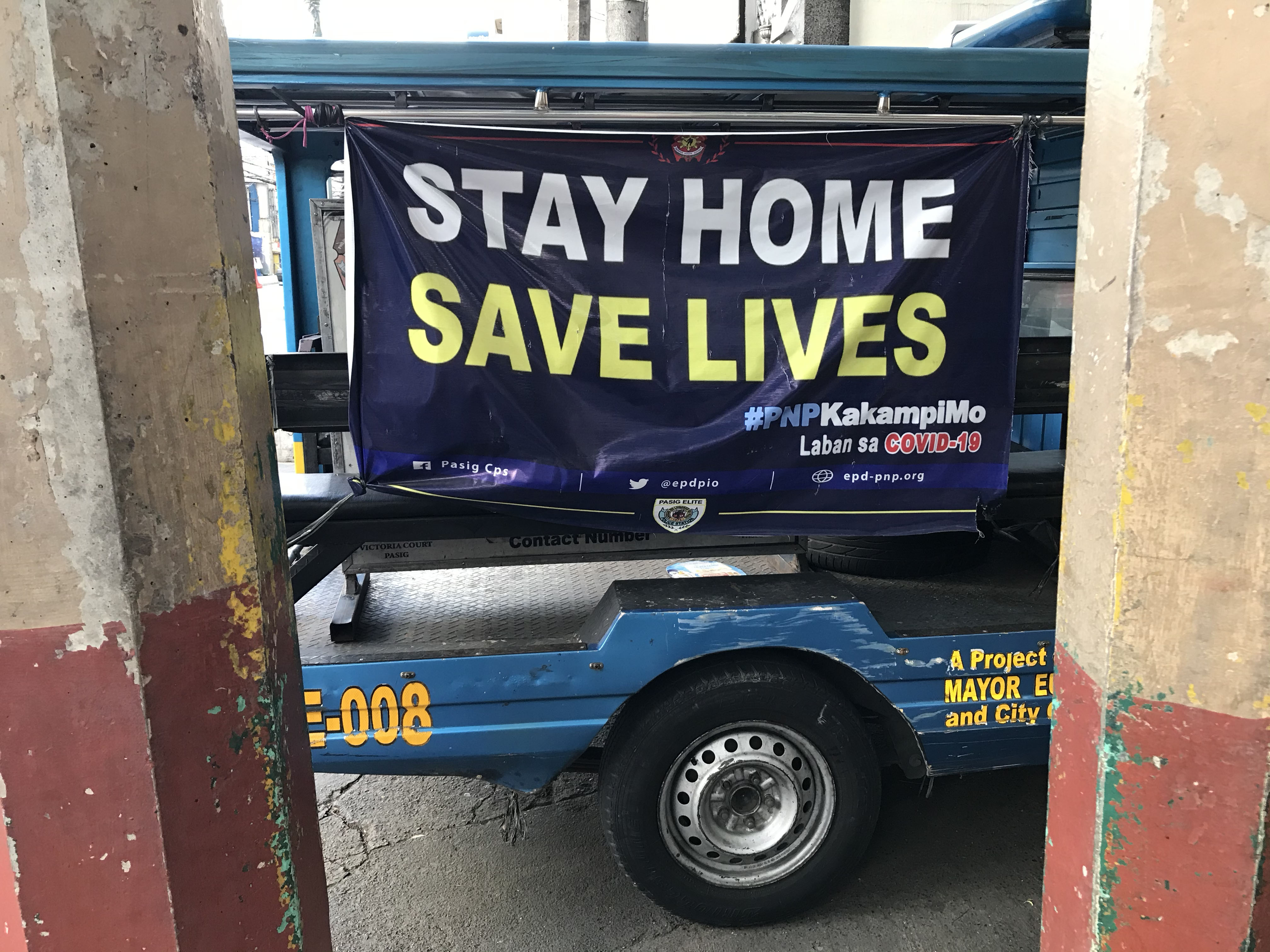 stay home save lives