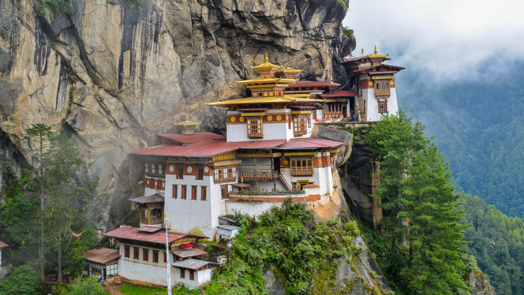 Breathtaking Bhutan: Himalayan Kingdom Frozen in&nbsp;Time