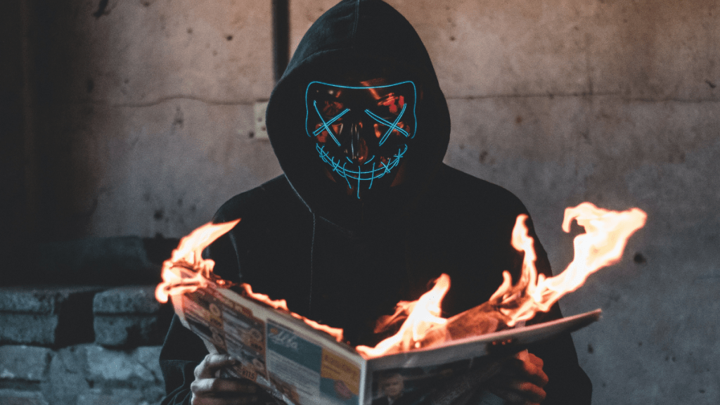 Combating Fake News in the Digital&nbsp;Era