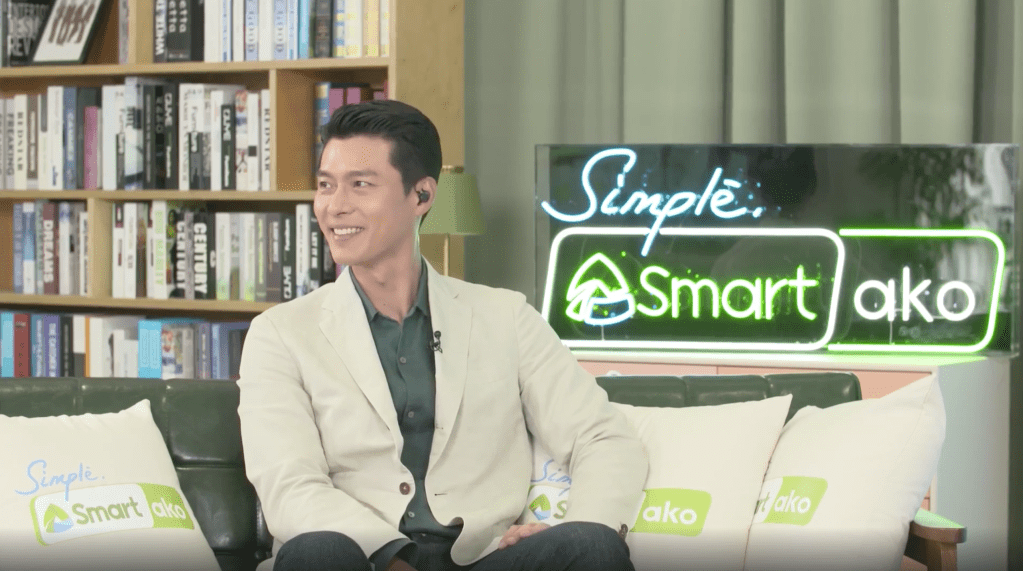 Saranghae, Captain Ri!: Hyun Bin graces the #SmartHallyuHangouts stage for his Filipino&nbsp;fans