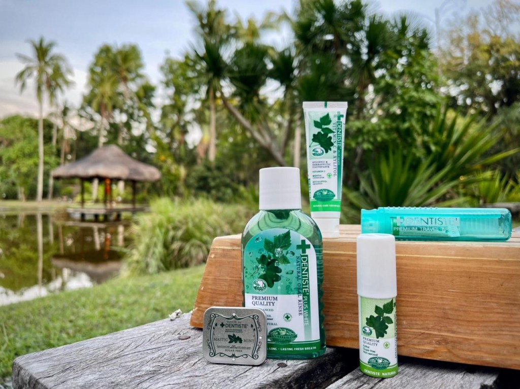 Smile with confidence this holiday season with&nbsp;Dentiste